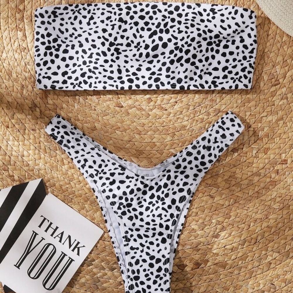 Bando bikini